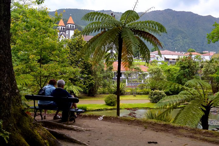 Adventure in the Furnas, with volcanoes, lagoons and tea plantations, photo 2 of 11