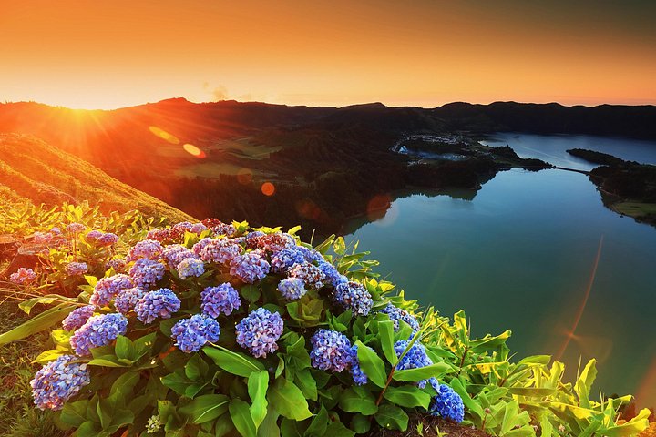 Guided Tours Sete Cidades and Lagoa do Fogo Full day, photo 1 of 8