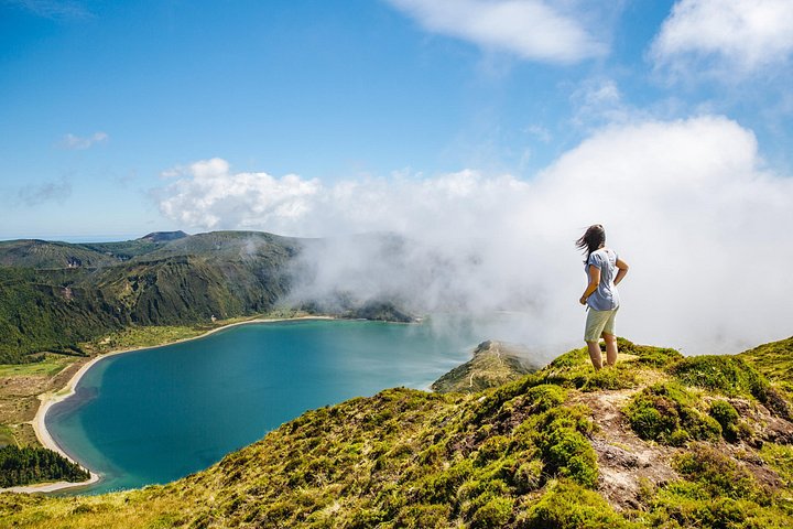 Guided Tours Sete Cidades and Lagoa do Fogo Full day, photo 3 of 8